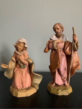 Fontanini 1991 Mary & Joseph hand painted nativity figures